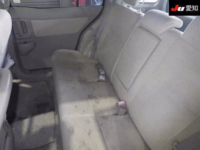 TOYOTA RAUM