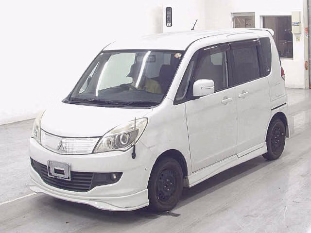 MITSUBISHI DELICA D:2