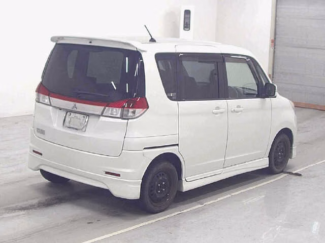 MITSUBISHI DELICA D:2