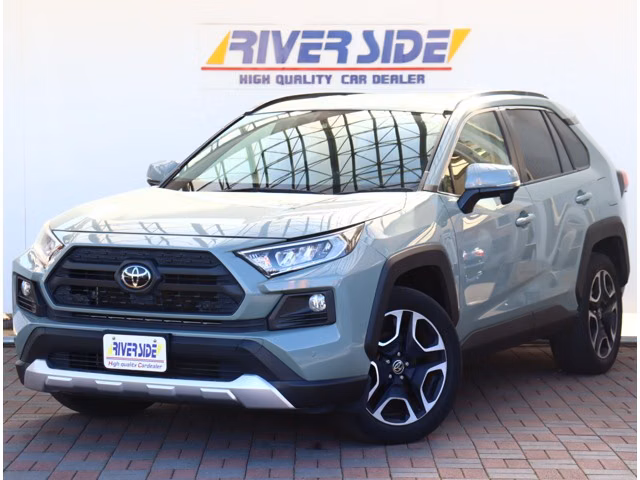 TOYOTA RAV4
