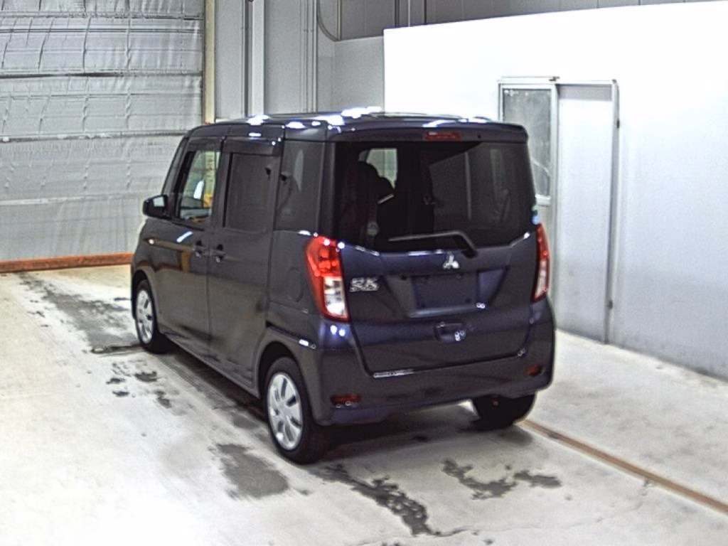 MITSUBISHI EK SPACE