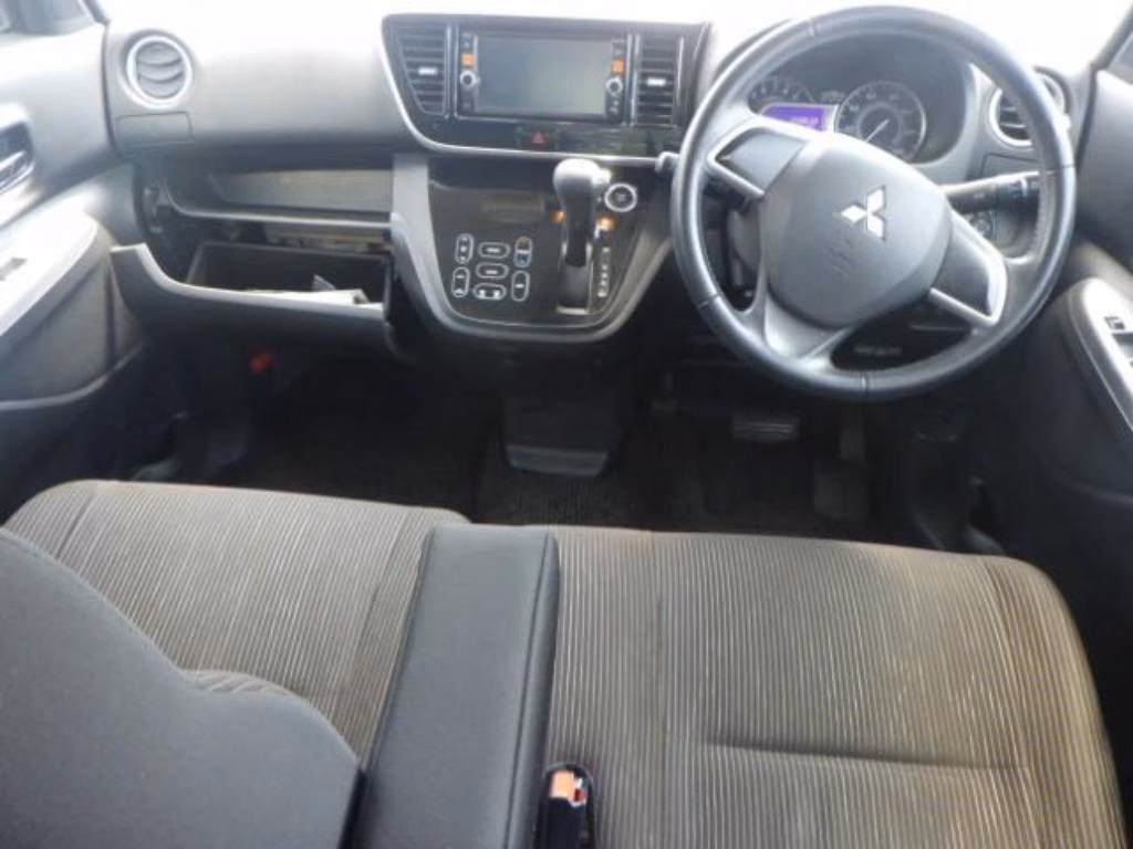 MITSUBISHI EK SPACE