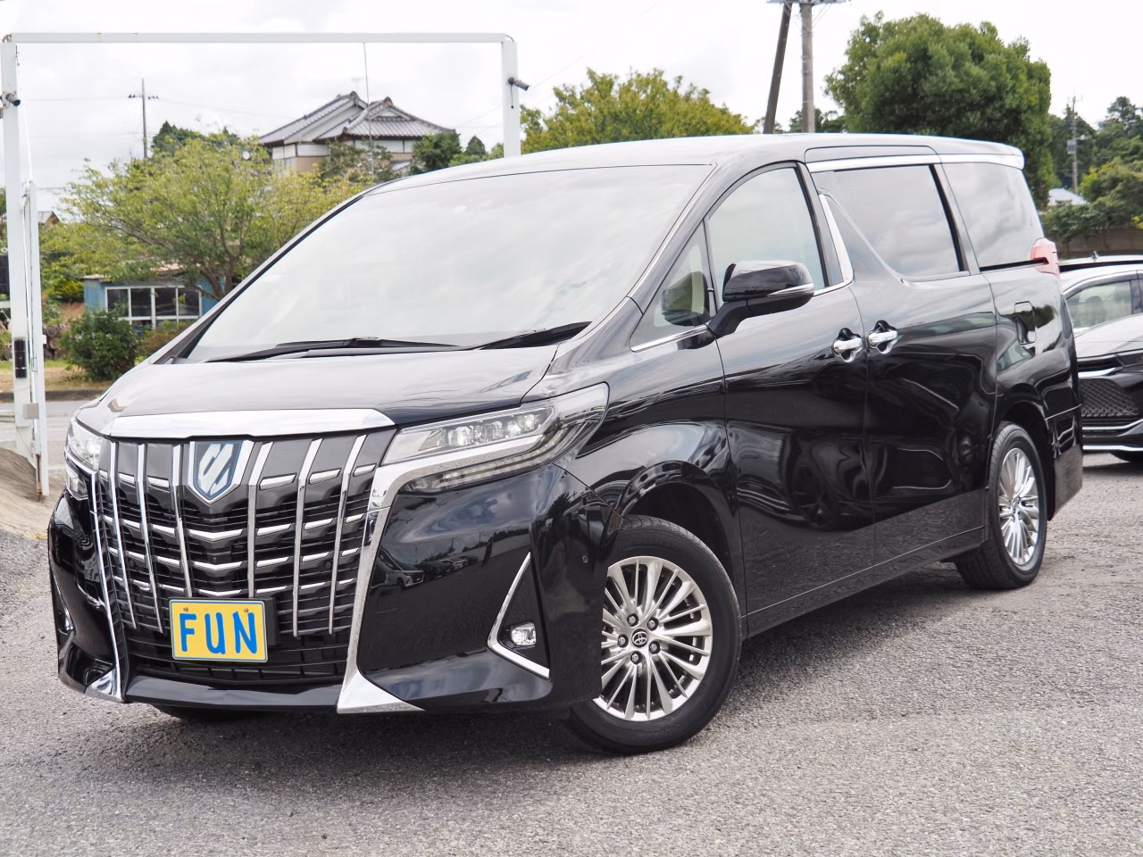 TOYOTA ALPHARD