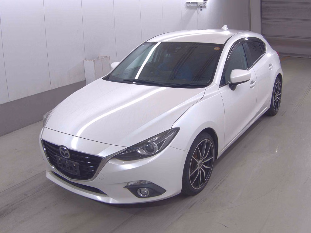 MAZDA AXELA