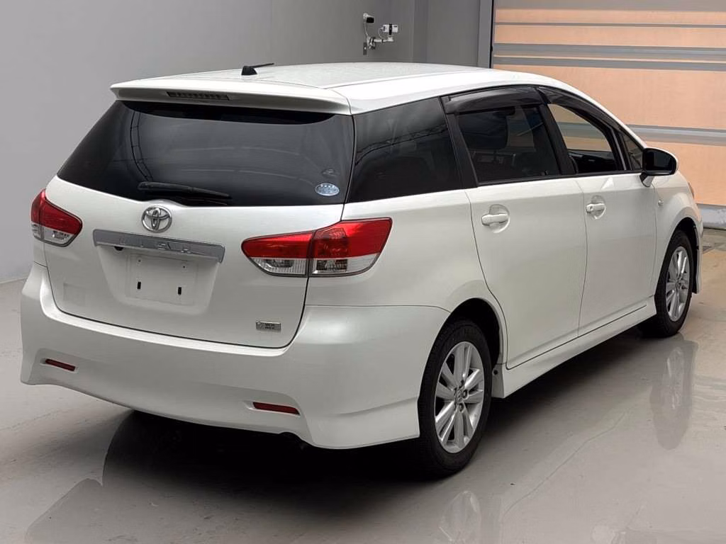 TOYOTA WISH