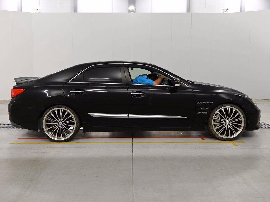 TOYOTA MARK X