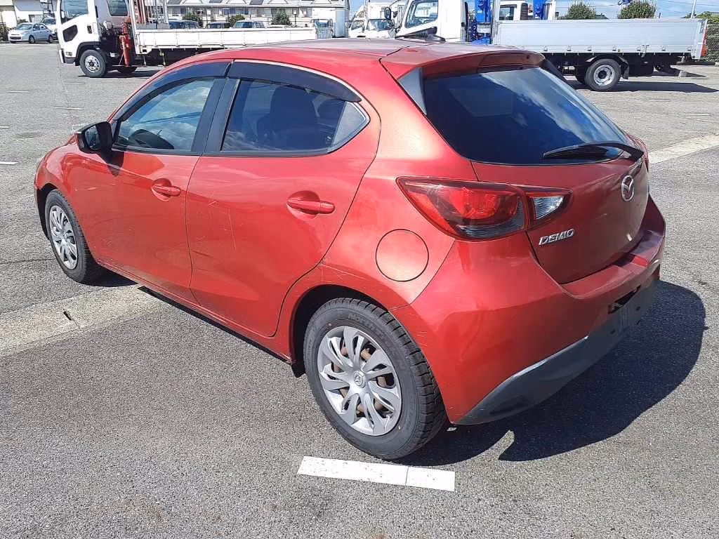 MAZDA DEMIO