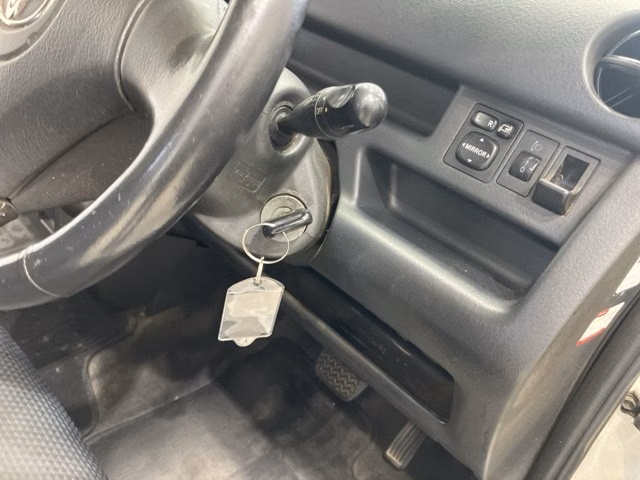 TOYOTA BB