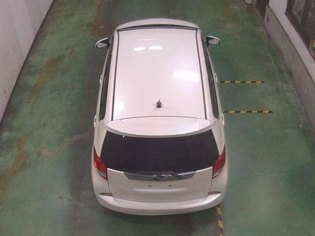 SUBARU TREZIA