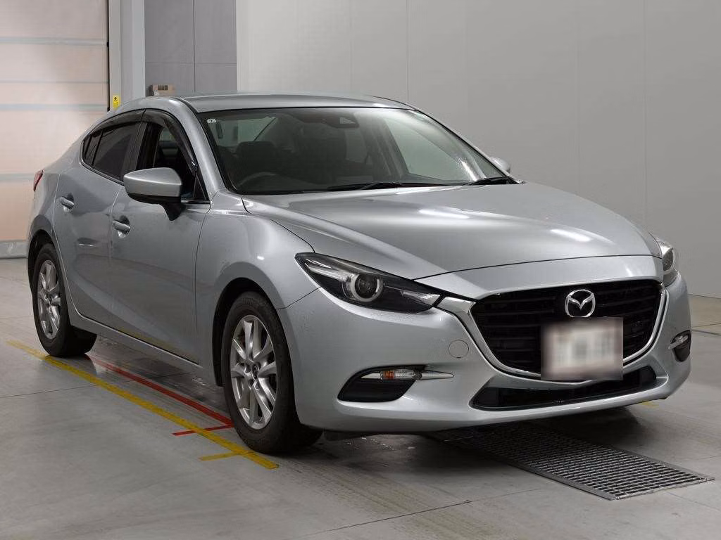 MAZDA AXELA