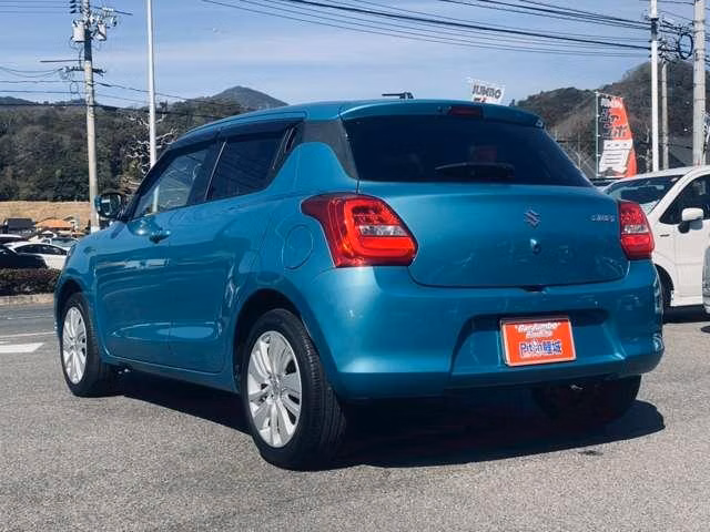 SUZUKI SWIFT