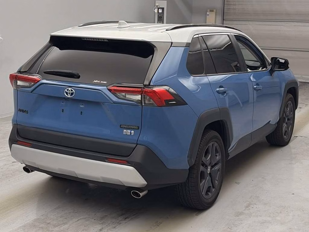 TOYOTA RAV4