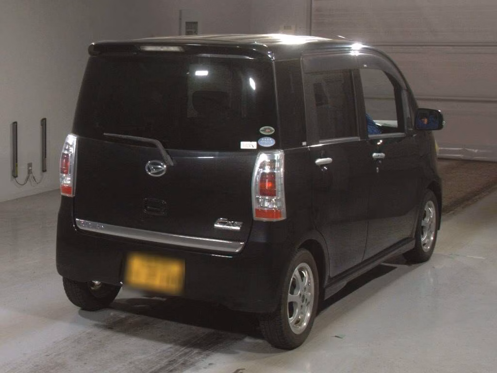 DAIHATSU TANTO EXE