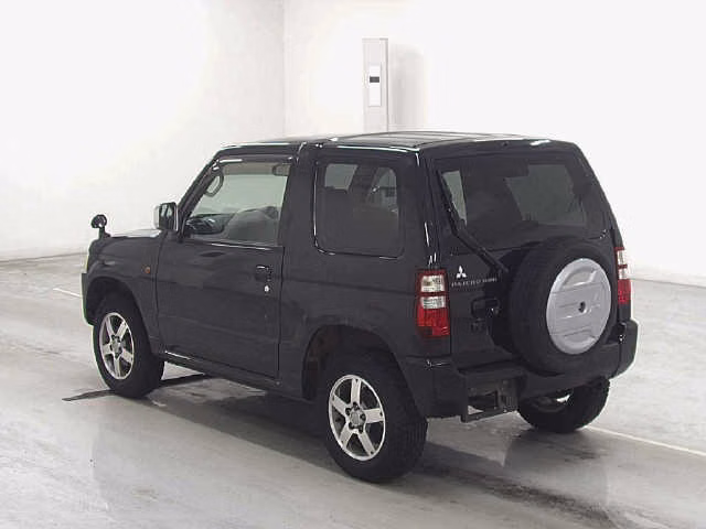 MITSUBISHI PAJERO MINI