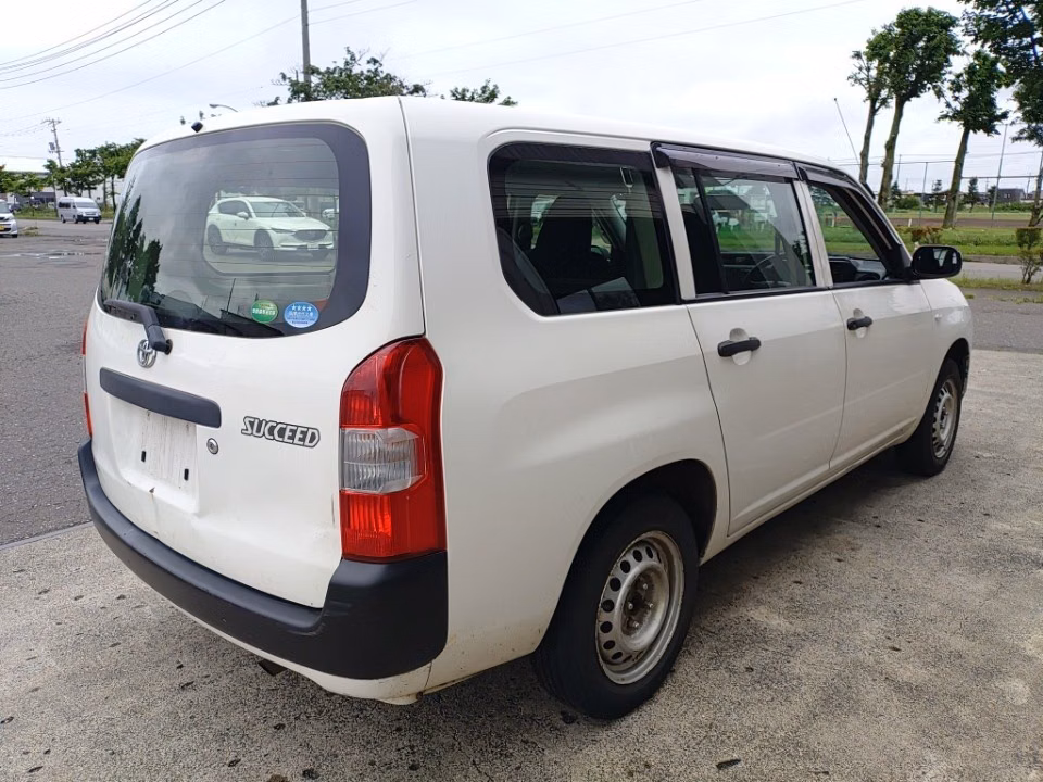 TOYOTA PROBOX