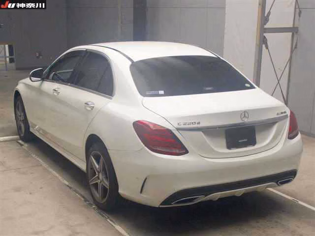 MERCEDES-BENZ C-CLASS