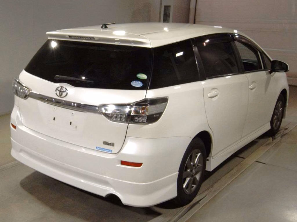 TOYOTA WISH