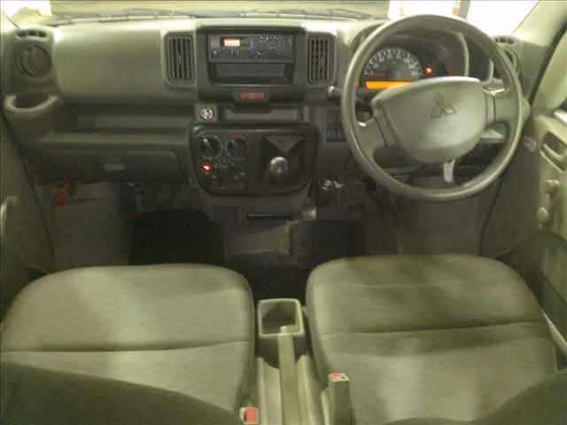 MITSUBISHI MINICAB