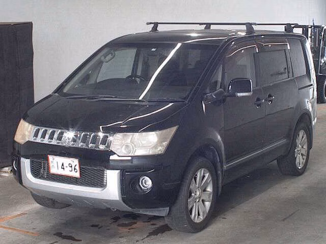 MITSUBISHI DELICA D:5