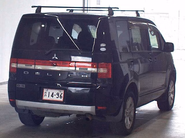 MITSUBISHI DELICA D:5