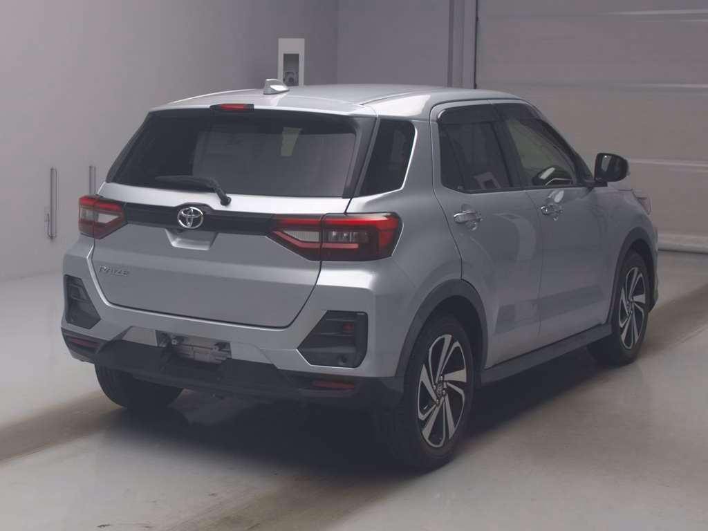 TOYOTA RAIZE