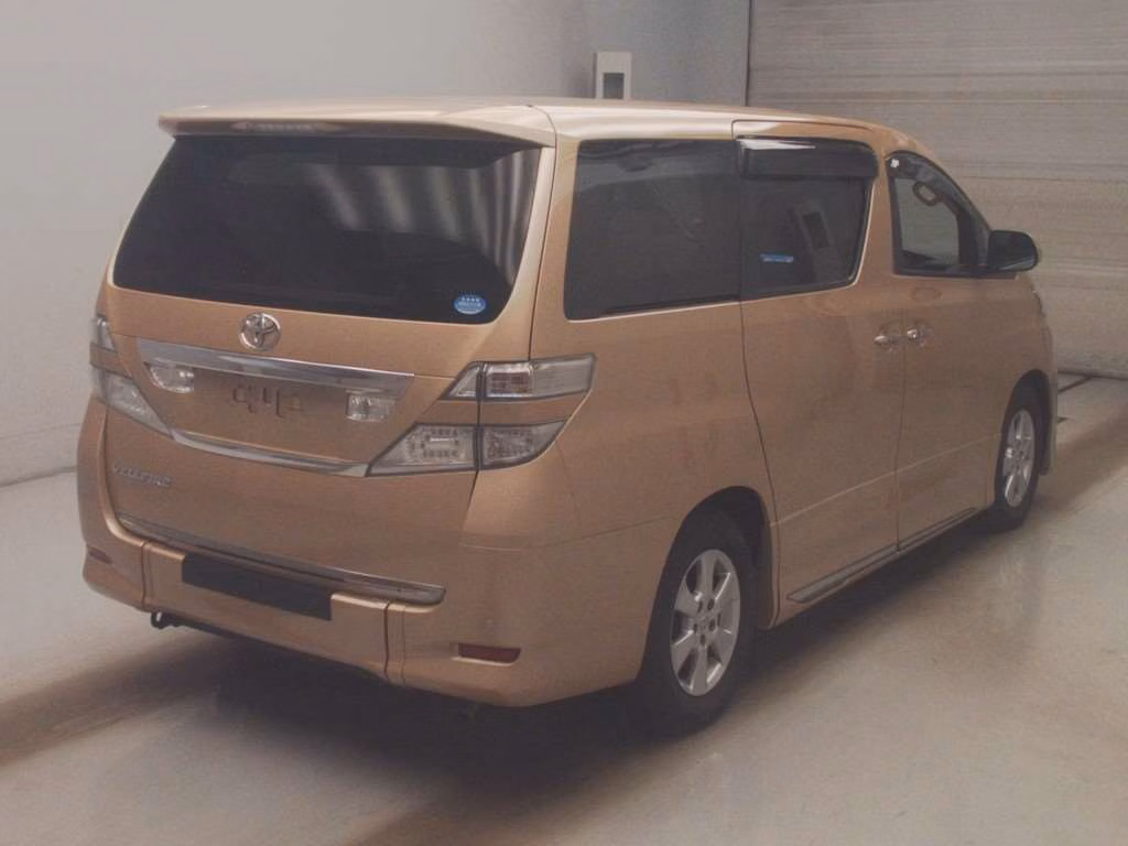TOYOTA VELLFIRE