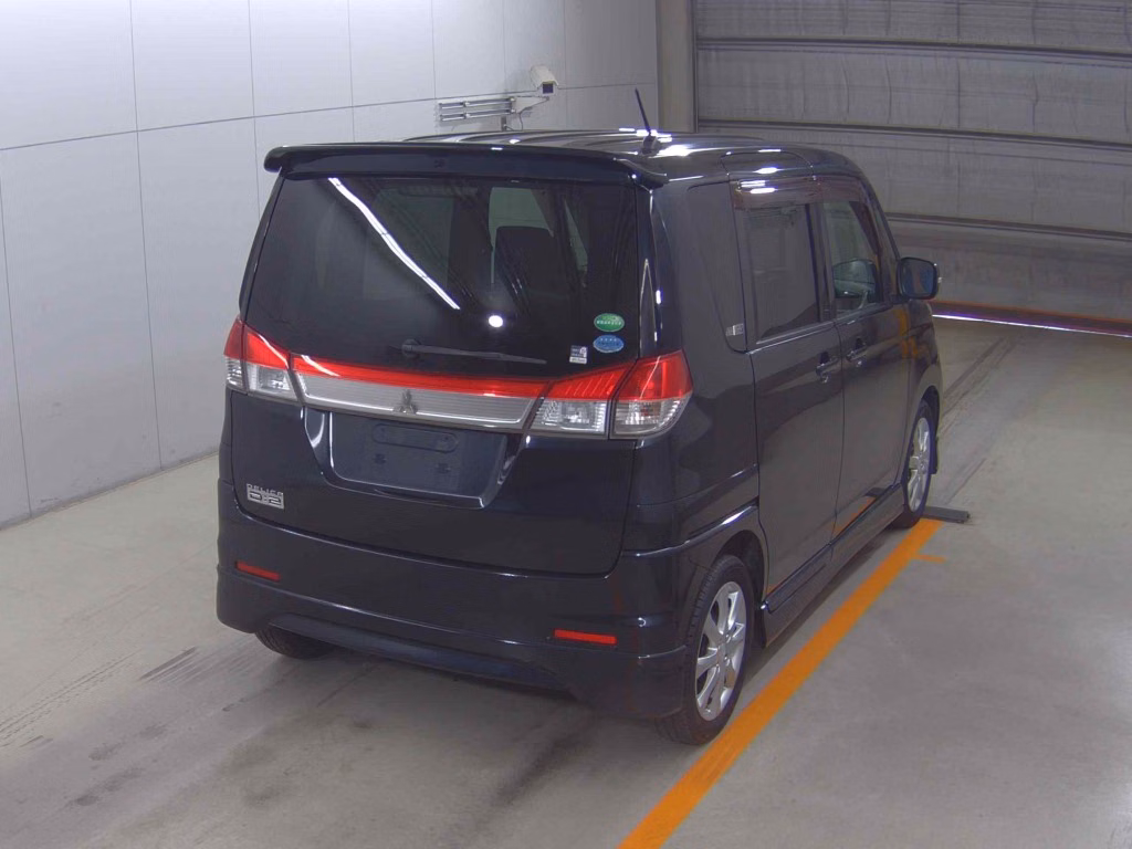 MITSUBISHI DELICA D:2