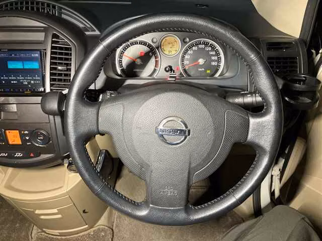 NISSAN LAFESTA