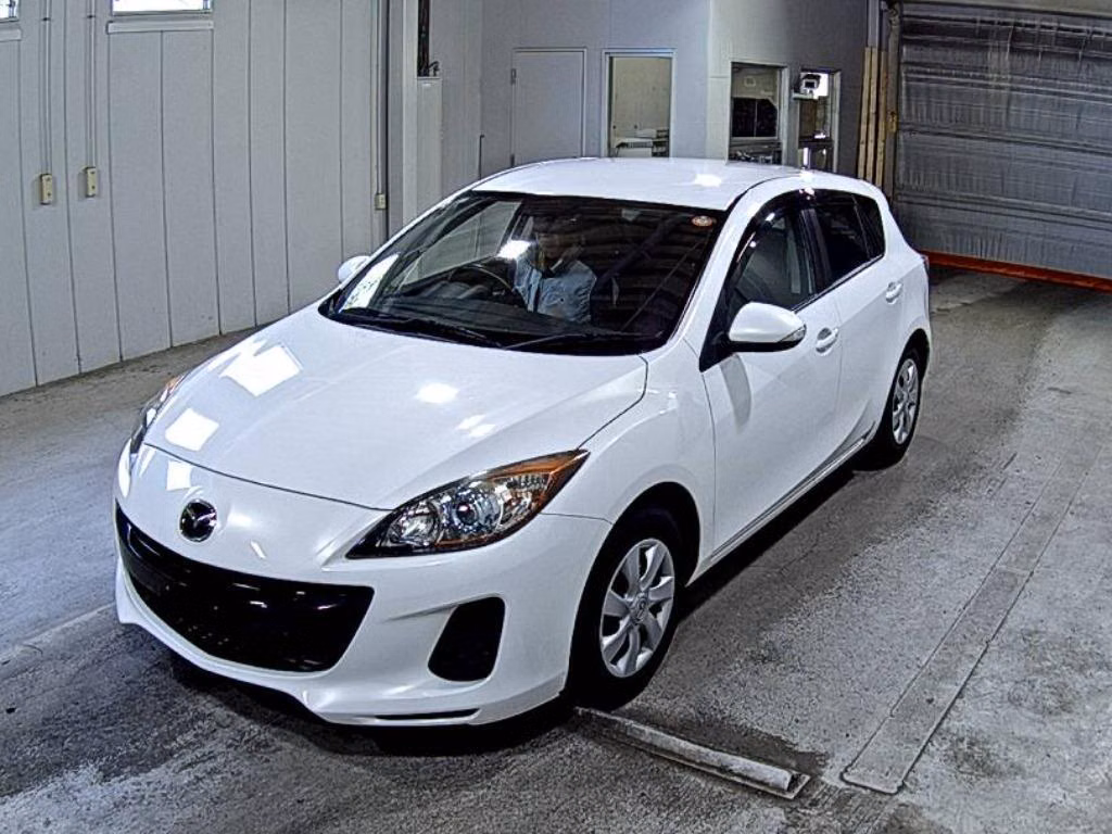 MAZDA AXELA