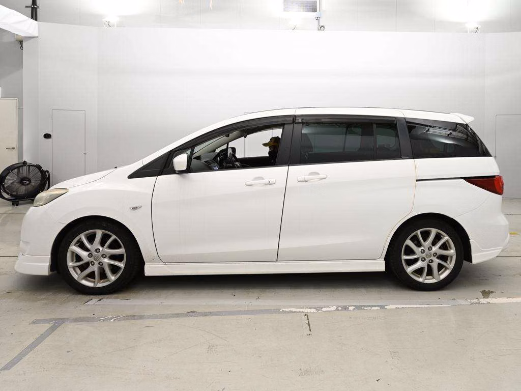 NISSAN LAFESTA