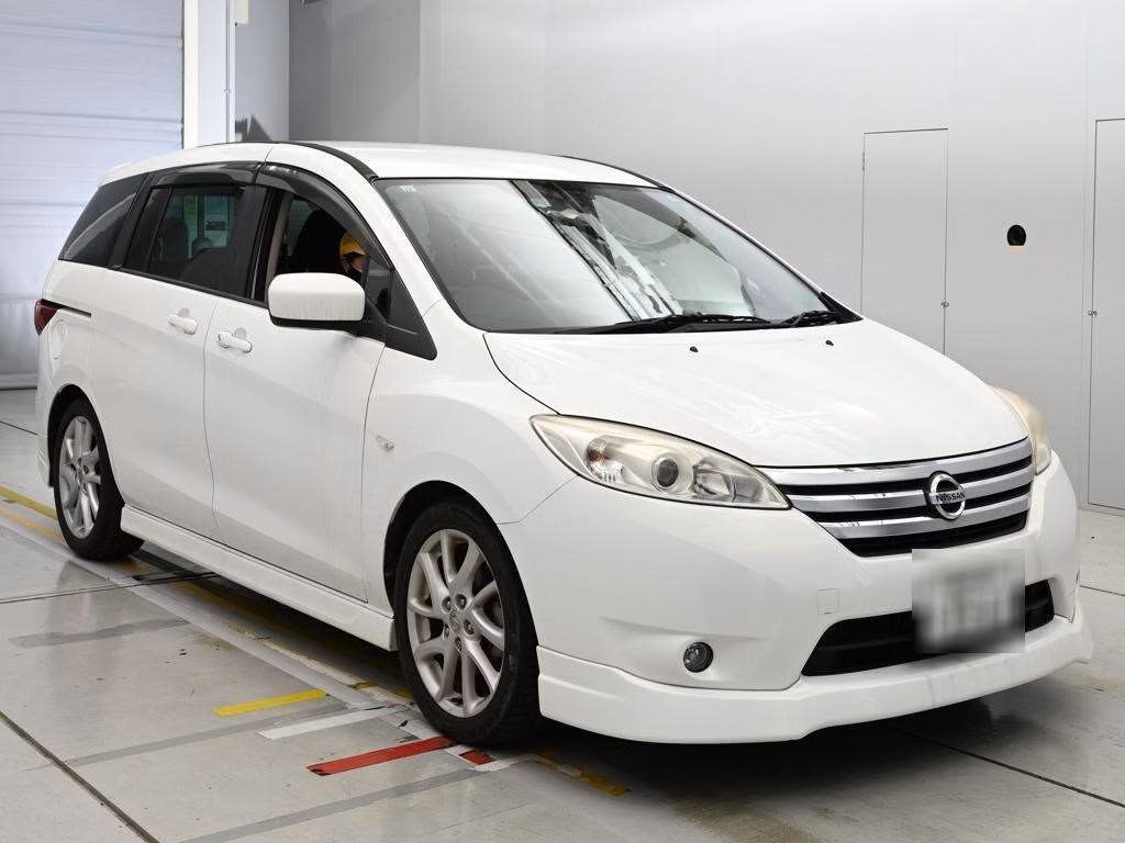 NISSAN LAFESTA