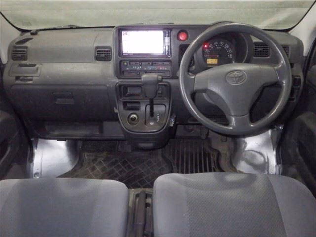 TOYOTA PIXIS VAN