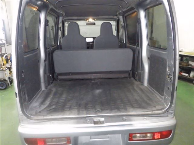 TOYOTA PIXIS VAN