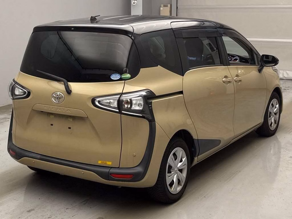 TOYOTA SIENTA