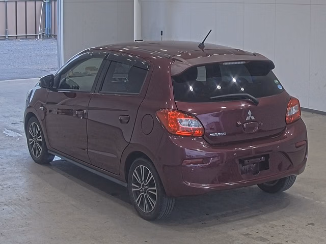 MITSUBISHI MIRAGE
