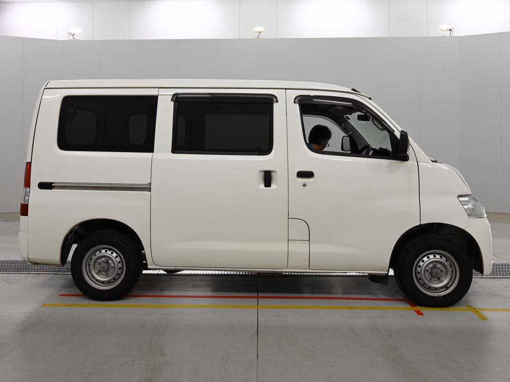 TOYOTA LITE ACE