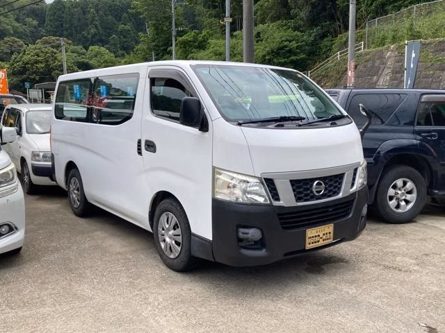 NISSAN NV350 CARAVAN