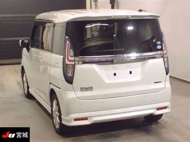 MITSUBISHI DELICA D:2