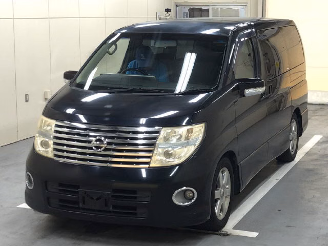 NISSAN ELGRAND