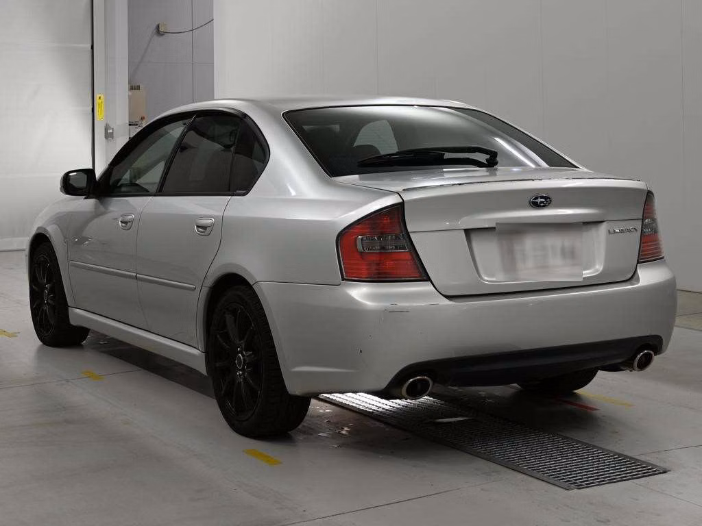 SUBARU LEGACY B4