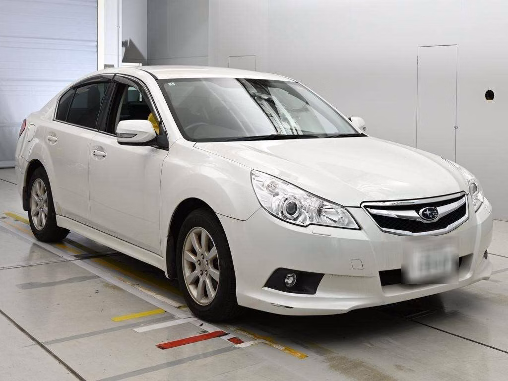SUBARU LEGACY B4