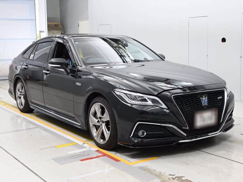TOYOTA CROWN