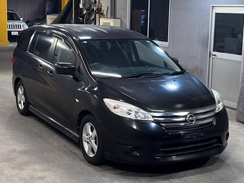 NISSAN LAFESTA