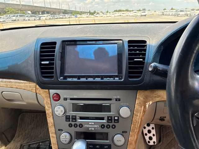 SUBARU LEGACY