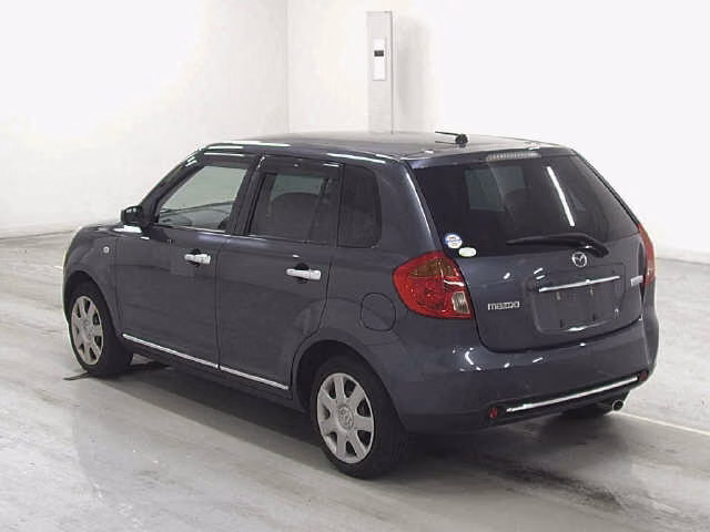 MAZDA VERISA