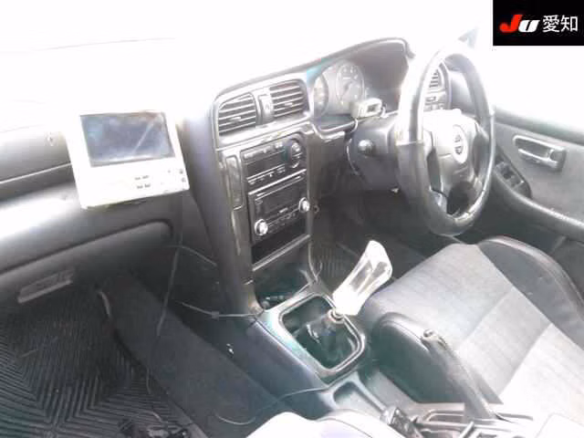 SUBARU LEGACY B4