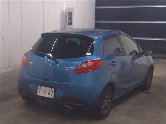 MAZDA DEMIO