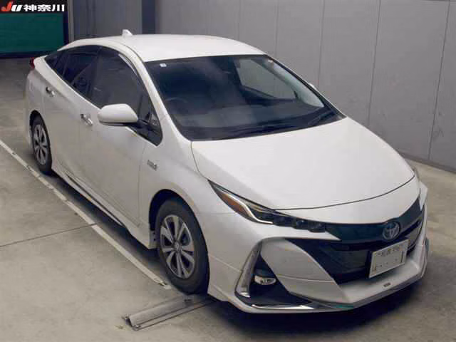 TOYOTA PRIUS PHV