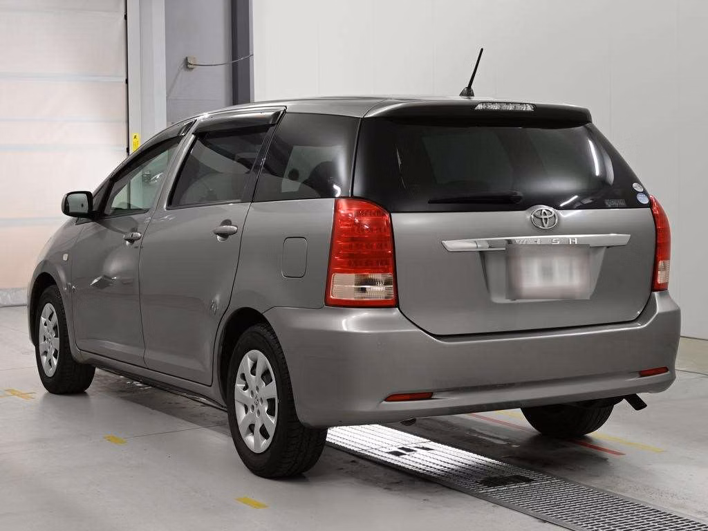 TOYOTA WISH