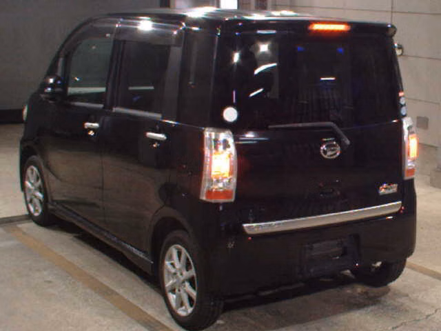 DAIHATSU TANTO EXE